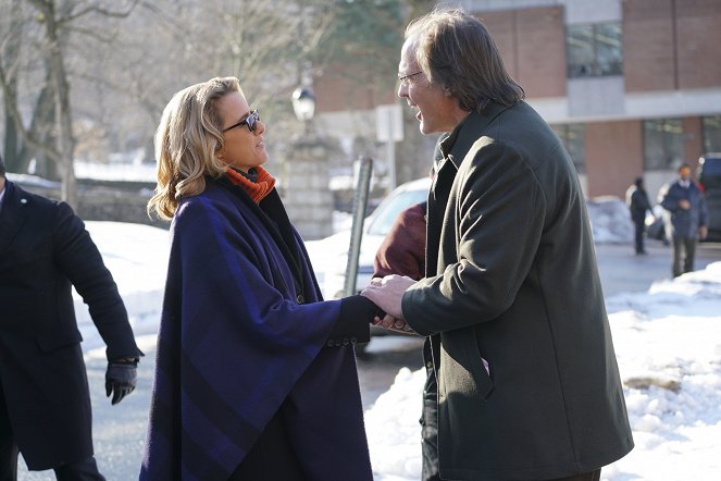 Madam Secretary - Higher Learning - Photos - Téa Leoni