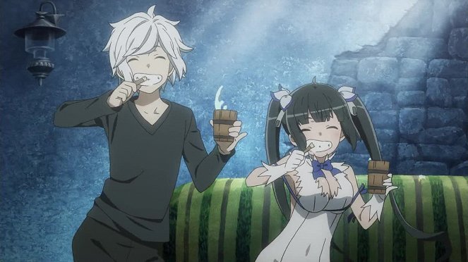 Is It Wrong to Try to Pick Up Girls in a Dungeon? - Familia Myth - Photos