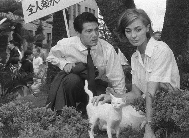 Hirošima, moja láska - Z filmu - Eidži Okada, Emmanuelle Riva