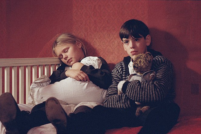 Fanny és Alexander - Filmfotók - Pernilla Allwin, Bertil Guve