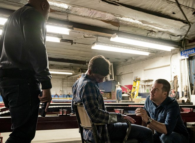 NCIS: Los Angeles - Murder of Crows - Photos - Chris O'Donnell