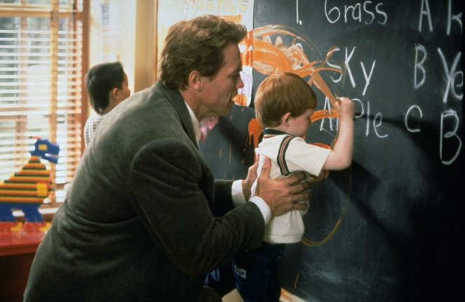 Gliniarz w przedszkolu - Z filmu - Arnold Schwarzenegger, Adam Wylie