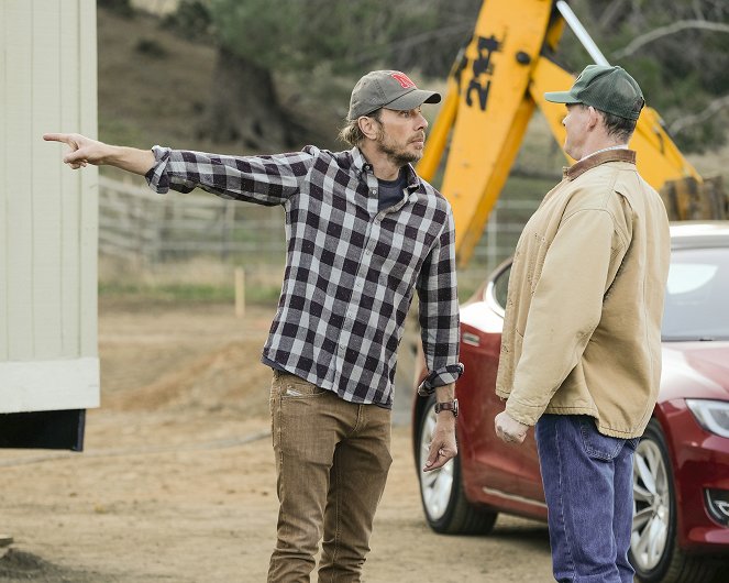 Kochany bajzel - Sezon na tornada: część pierwsza - Z filmu - Dax Shepard