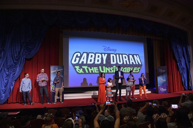 Gabby Duran & The Unsittables - Events - In anticipation of the series premiere of “Gabby Duran & The Unsittables,” the show’s stars Kylie Cantrall, Maxwell Acee Donovan, Coco Christo, Callan Farris, Valery Ortiz and Nathan Lovejoy joined executive producers Gabe Snyder, Mike Alber and Joe Nussbaum in Disneyland park to give fans an exclusive sneak peek at the new show