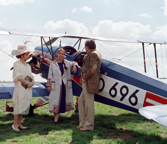 Náhrdelník - Rozhodnutí - Filmfotók - Libuše Šafránková, Alice Aronová