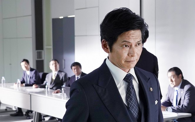 Suits - Episode 3 - Film - Yūji Oda