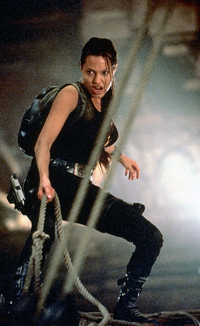 Lara Croft: Tomb Raider - Van film - Angelina Jolie