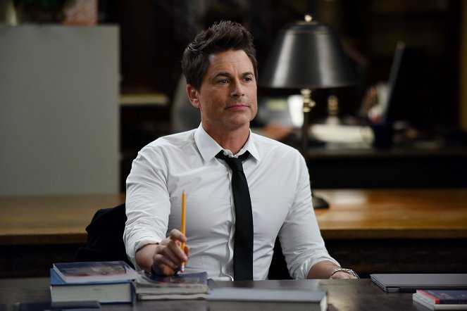 The Grinder - From the Ashes - De la película - Rob Lowe