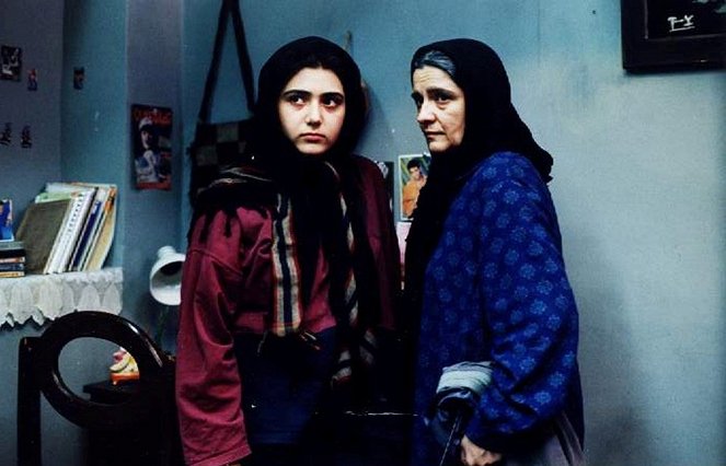 Zir-e poost-e shahr - De la película - Baran Kosari, Golab Adineh