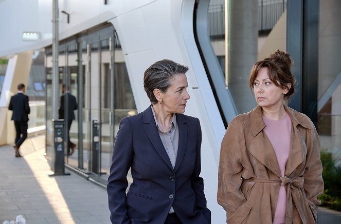 Tatort - Du allein - Photos - Marietta Meguid, Carolina Vera