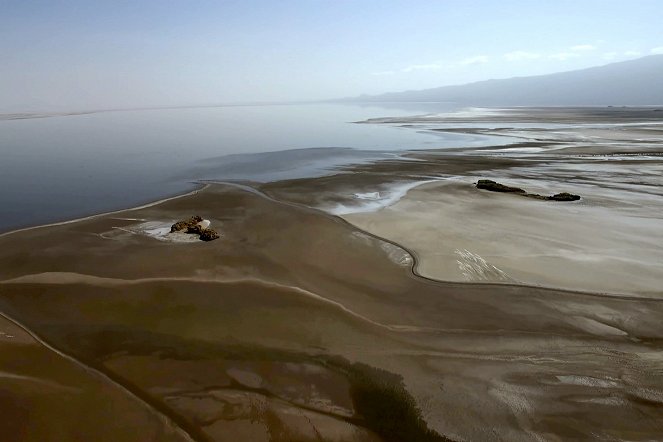 Stille Wasser sind tief - Der Natronsee, ein ganz besonderes Gewässer - Filmfotos
