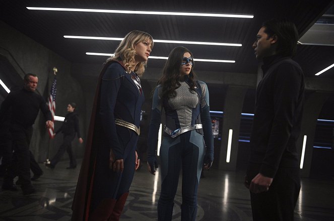 Supergirl - Nova ameaça - Do filme - Melissa Benoist, Nicole Maines, Jesse Rath