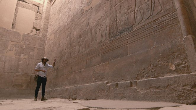 Ancient Aliens - Season 13 - The Desert Codes - Van film