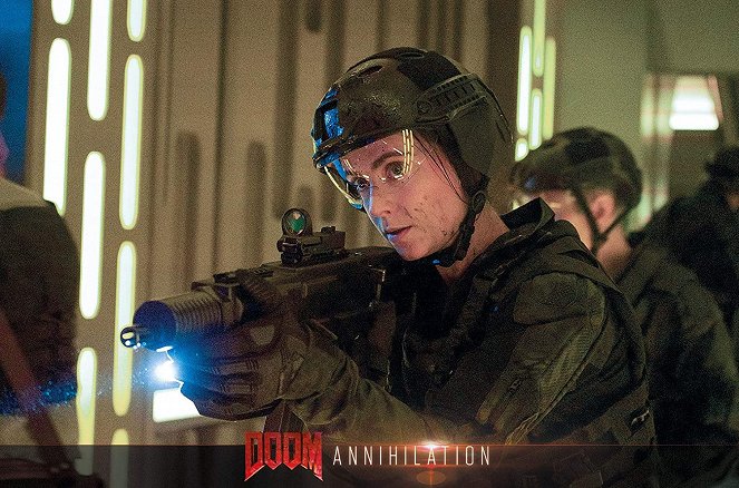 Doom: Annihilation - Lobby karty - Amy Manson