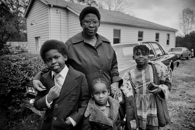 Atlanta's Missing and Murdered: The Lost Children - Episode 5 - Van film