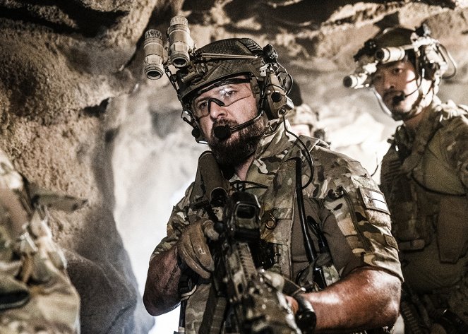 SEAL Team - No Choice in Duty - Kuvat elokuvasta - A. J. Buckley, Tim Chiou