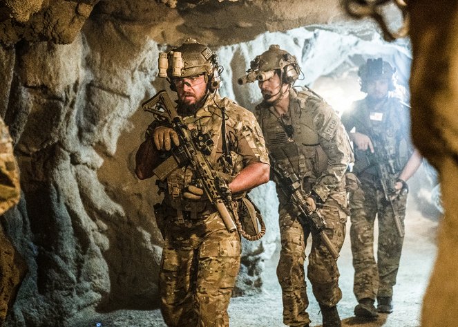 SEAL Team - No Choice in Duty - De la película - A. J. Buckley