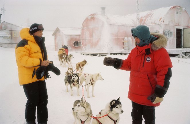 Przygoda na Antarktydzie - Z filmu - Bruce Greenwood, Paul Walker