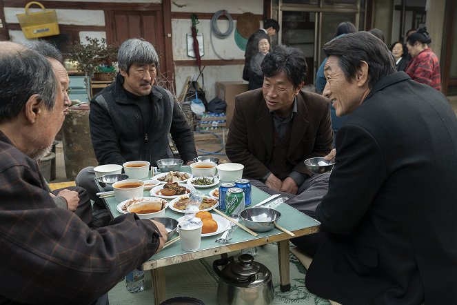 Mindenki gyanús - Filmfotók - Chul-min Park, Joon-ho Heo