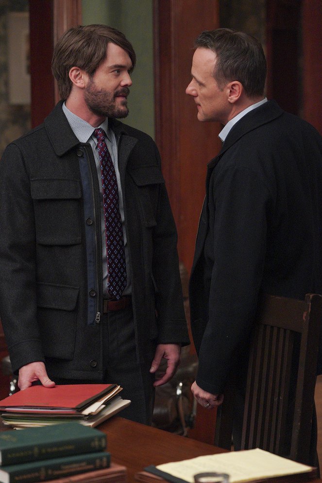 How to Get Away with Murder - What If Sam Wasn't the Bad Guy This Whole Time? - Photos - Charlie Weber, Tom Verica