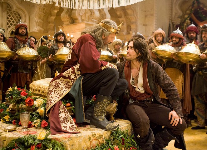 Prince of Persia: The Sands of Time - Photos - Ronald Pickup, Jake Gyllenhaal