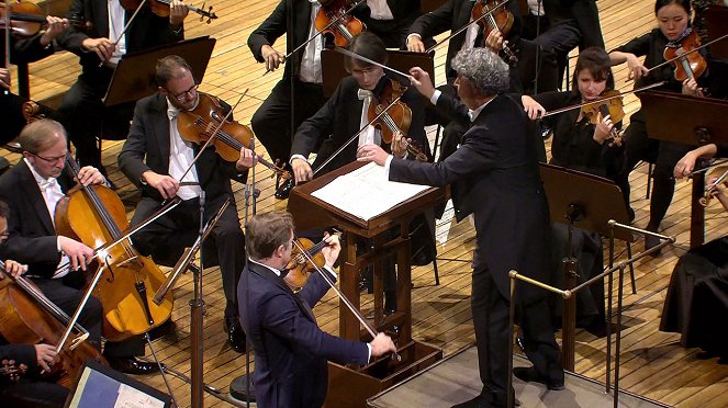 Dvořákova Praha 2019 - Čajkovskij Gala - Filmfotos