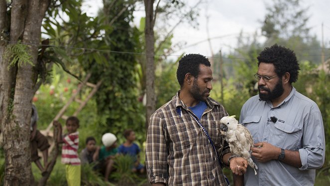 Papua Nová Guinea: dva světy - Kuvat elokuvasta