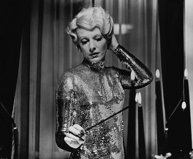Daughters of Darkness - Promo - Delphine Seyrig