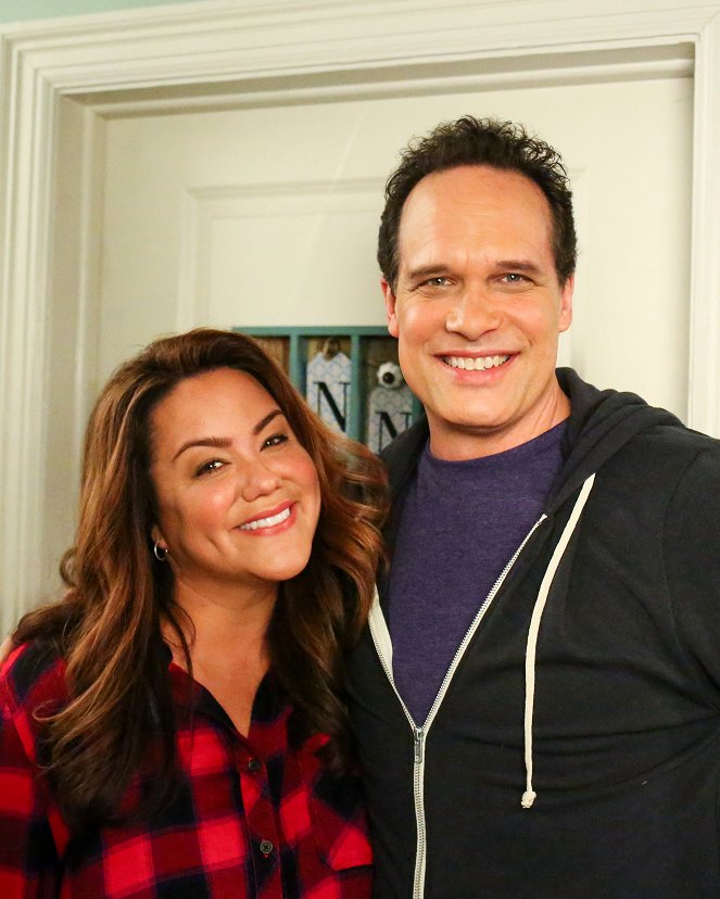 American Housewife - Prom - Making of - Katy Mixon, Diedrich Bader