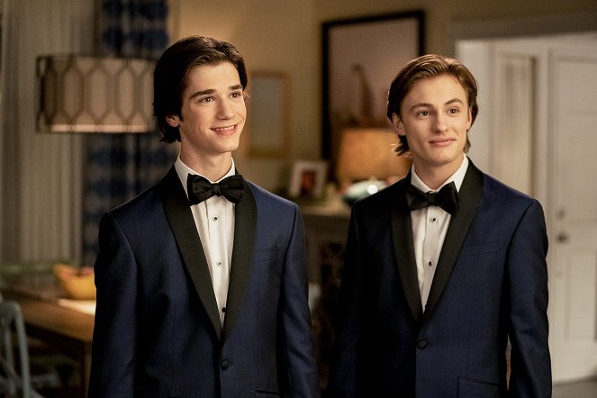 American Housewife - Season 4 - Prom - Photos - Daniel DiMaggio, Logan Pepper