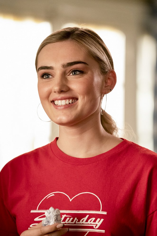 American Housewife - Season 4 - Prom - Photos - Meg Donnelly