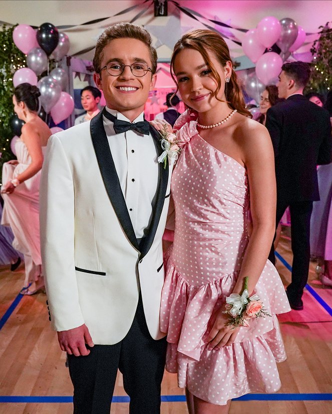 The Goldbergs - Pretty in Pink - Making of - Sean Giambrone, Sadie Stanley