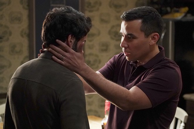 How to Get Away with Murder - Stay - Photos - Conrad Ricamora