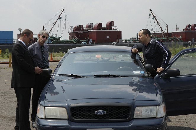 Law & Order: Special Victims Unit - Season 11 - Solitary - Photos - Christopher Meloni, Richard Belzer, Ice-T
