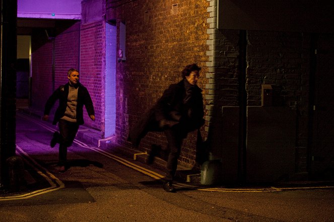 Sherlock - Season 1 - Ein Fall von Pink - Filmfotos - Martin Freeman, Benedict Cumberbatch