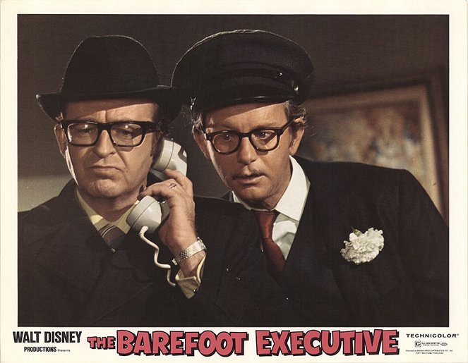The Barefoot Executive - Cartes de lobby