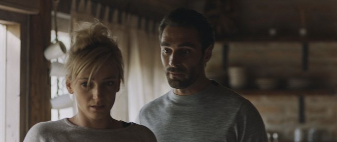 Mellékhatás - Episode 7 - Film - Alexandra Borbély, Bálint Adorjáni