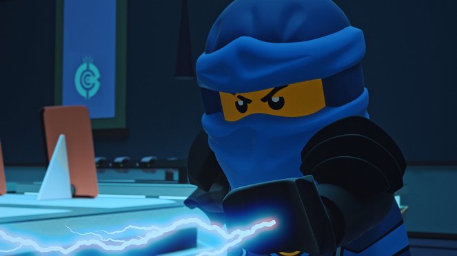 LEGO Ninjago: Masters of Spinjitzu - The Hatching - De la película