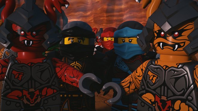 LEGO Ninjago: Masters of Spinjitzu - A Line in the Sand - Photos