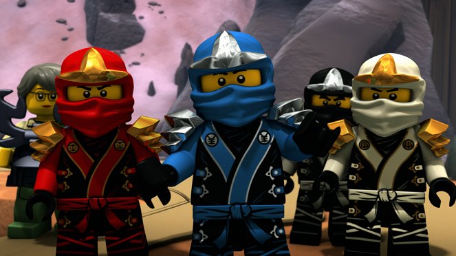 LEGO Ninjago: Masters of Spinjitzu - The Last Hope - Van film