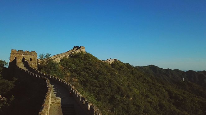 Ancient Superstructures - The Great Wall of China - Photos