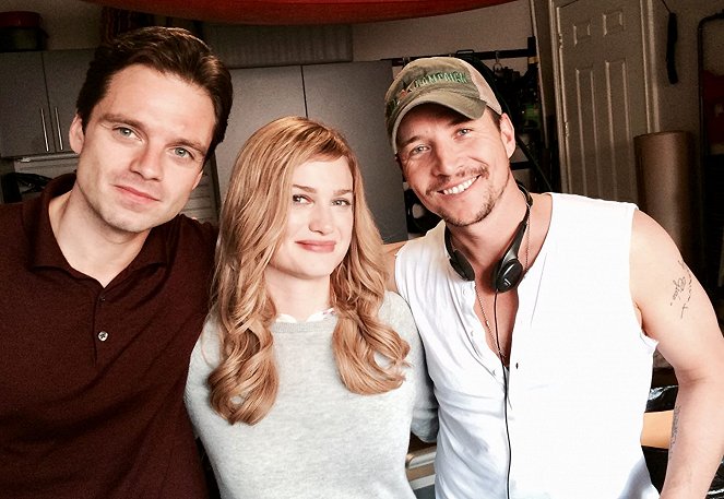 Nejvyšší pocta - Z natáčení - Sebastian Stan, Alison Sudol, Travis Aaron Wade