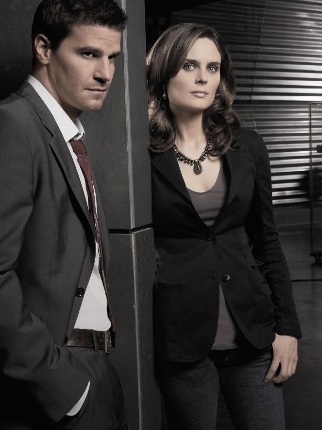 Ossos - Season 2 - Promo - David Boreanaz, Emily Deschanel