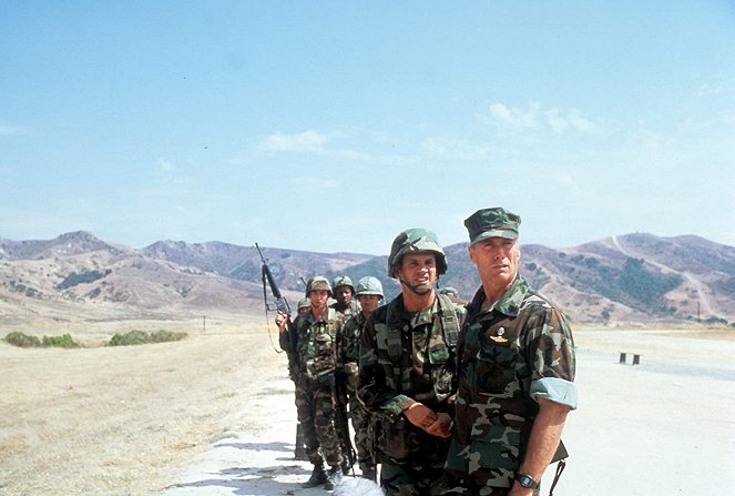 O Sargento de Ferro - Do filme - Tom Villard, Clint Eastwood