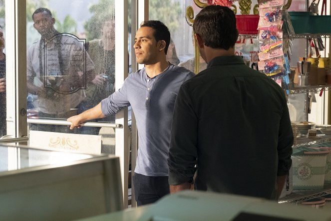 The Baker and the Beauty - Side Effects - Do filme - Victor Rasuk