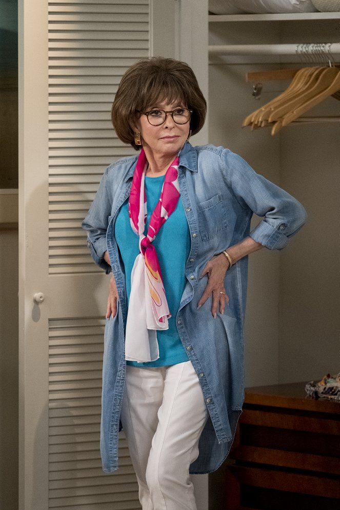 One Day at a Time - Benefit with Friends - Van film - Rita Moreno