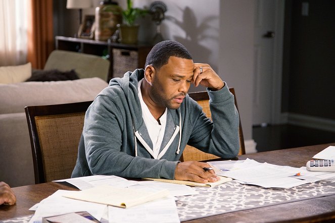 Black-ish - Season 2 - Keeping Up with the Johnsons - Photos - Anthony Anderson