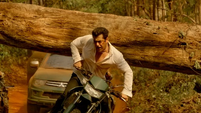 Race 3 - Z filmu - Salman Khan
