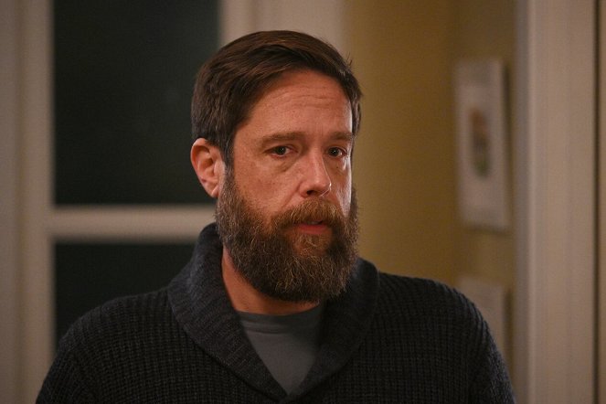 Zoey's Extraordinary Playlist - Season 1 - Zoey's Extraordinary Silence - Photos - Zak Orth