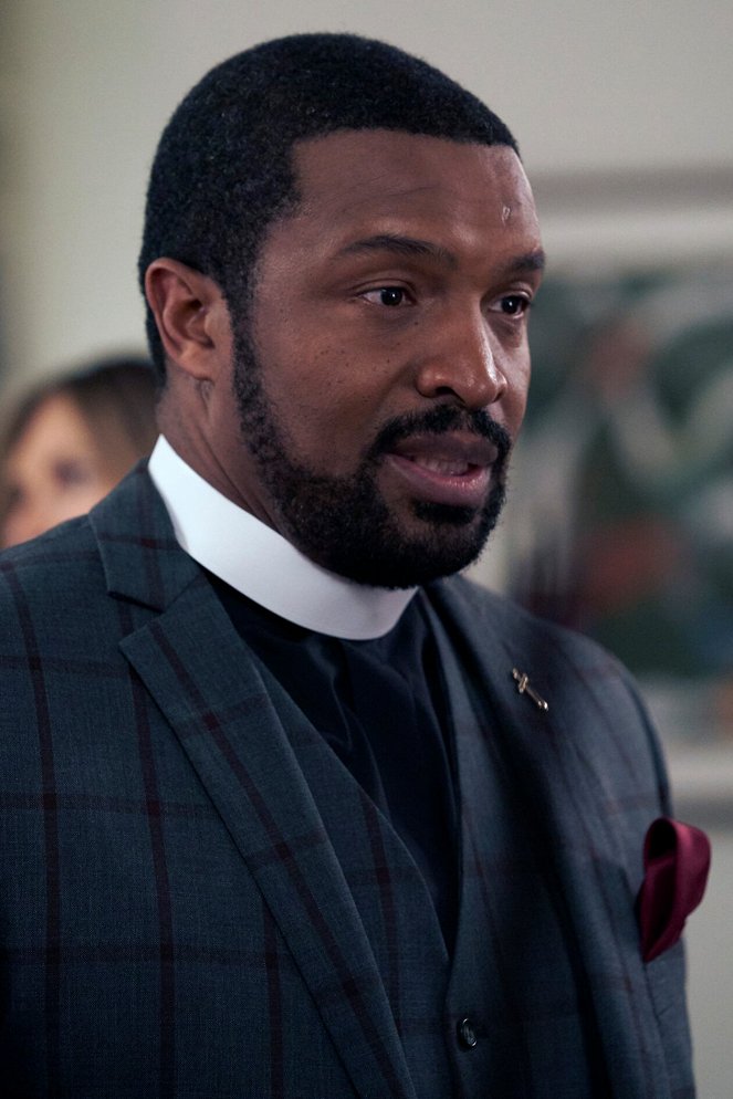 Law & Order: Special Victims Unit - Garland's Baptism by Fire - Photos - Roger Cross
